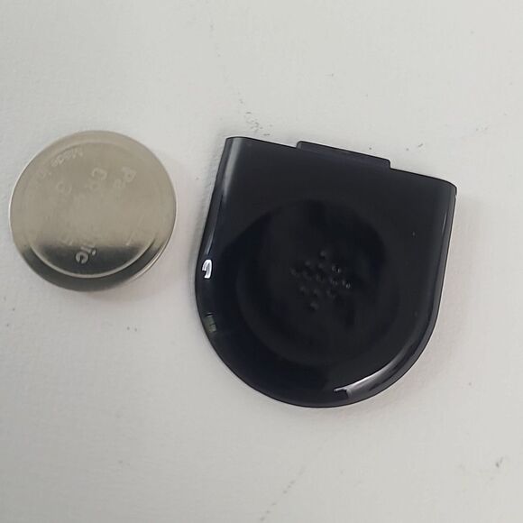 Fitbit Zip Wireless Activity Tracker Black FB301 WORK TESTED New Battery - Picture 9 of 11